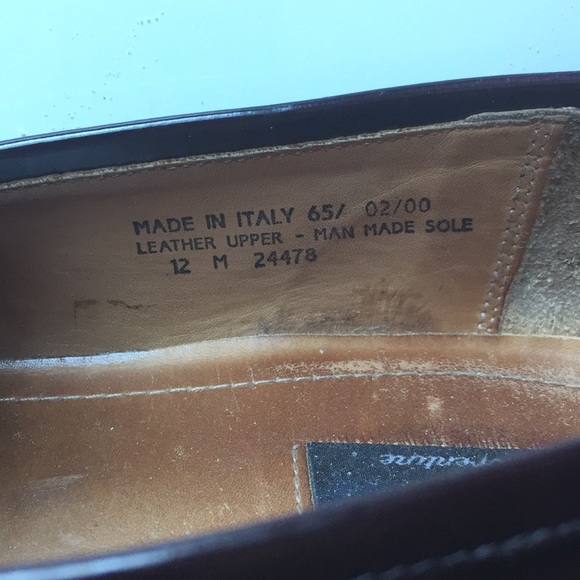 🍾🎉 HP 🍾🎉 Bostonian Florentine  Italy leather. - Picture 6 of 7